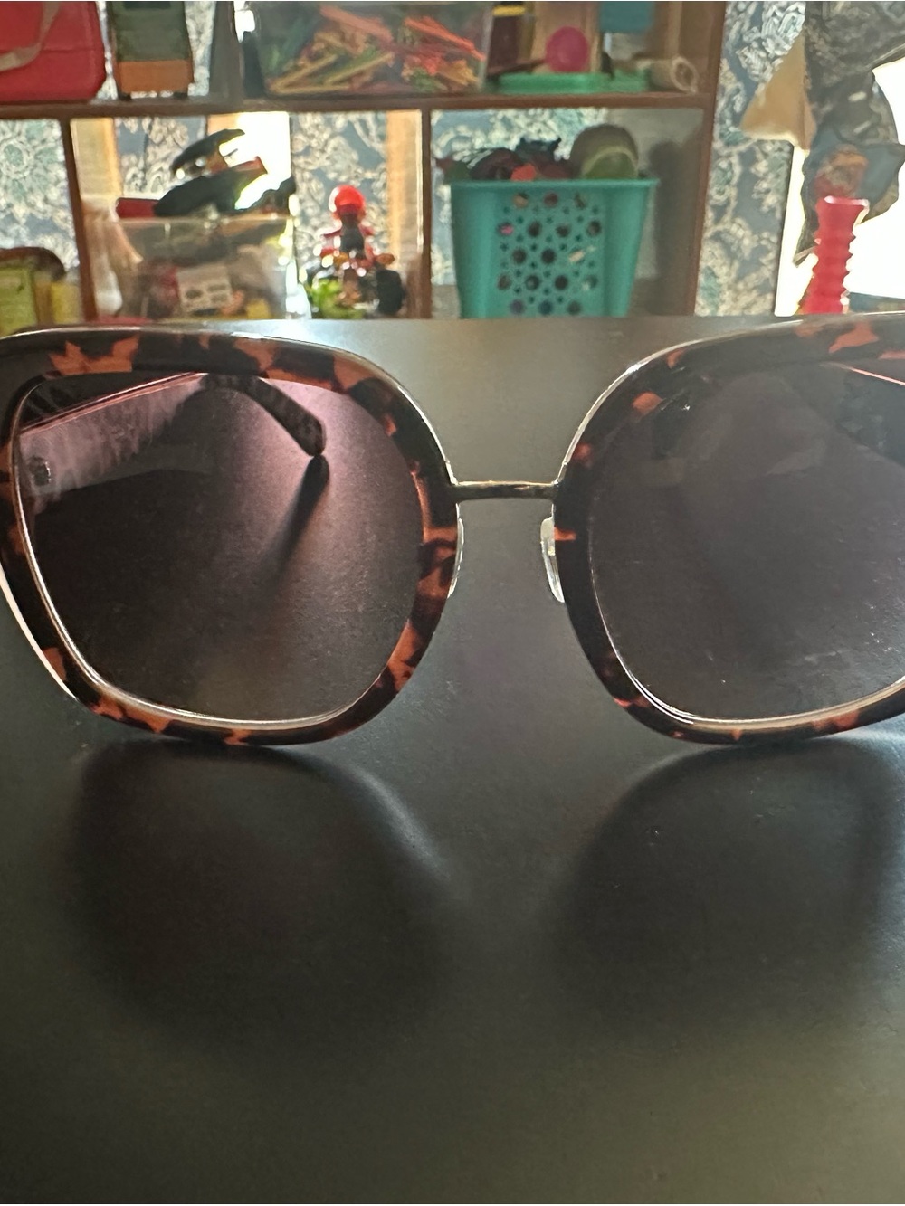 kate spade Tortoiseshell Round Sunglasses with Dark Lenses